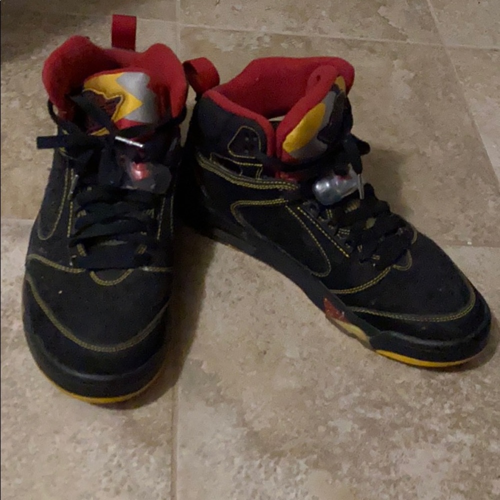Jordan’s size 8